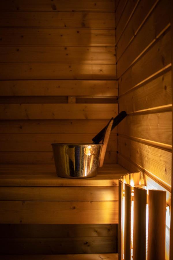 Santa'S Row House Apartment โรวานิเอมิ ภายนอก รูปภาพ
